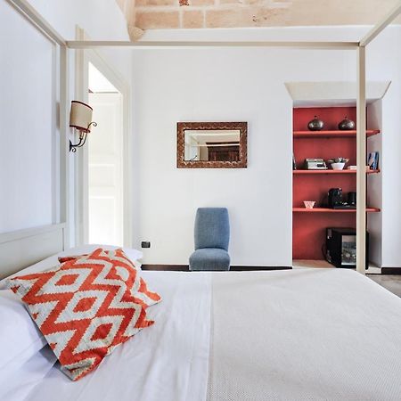 Castriota 19 - Jacuzzi Apartment Sit เลชเช ภายนอก รูปภาพ